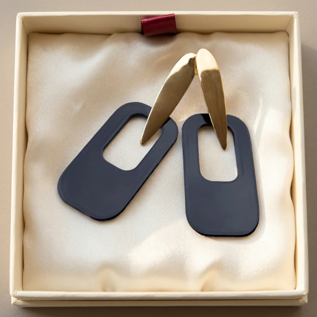 after: unbranded product in the gift box scene preset